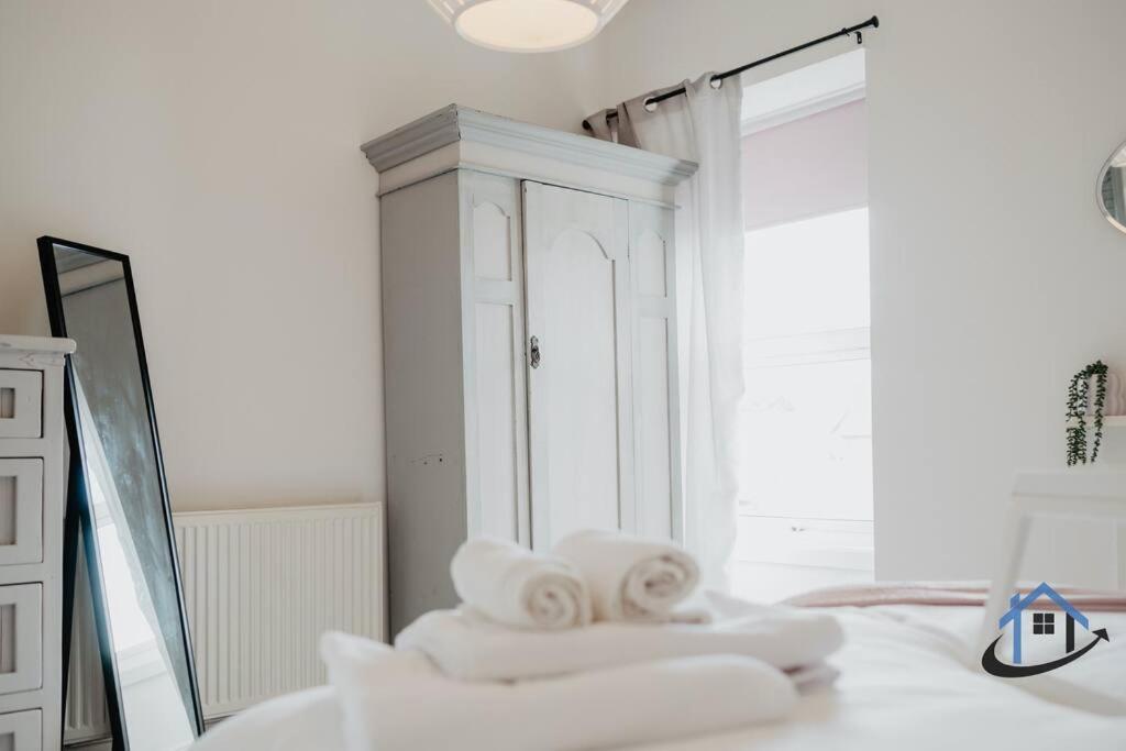 Indigo Snug - Gorgeous 2 Bed Flat In The Heart Of Κρόμερ Εξωτερικό φωτογραφία